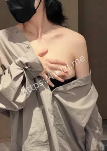 秦嘉妮黑丝眼镜清纯视频