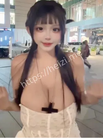 抖音喵喵球泳池写真合集