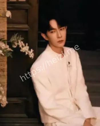 向太直播沉默叹息于朦胧事件