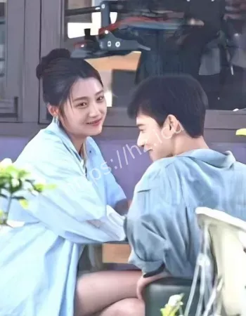 和关晓彤暧昧不清